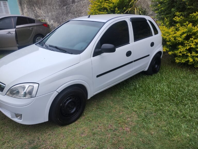 CORSA EMERSON (3)